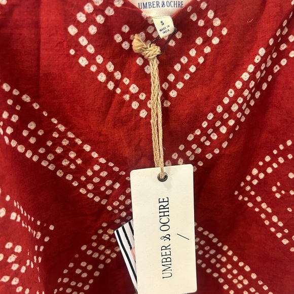 Umbre & Ochre Red Patterned Women's Top size S NWR - Picture 2 of 3